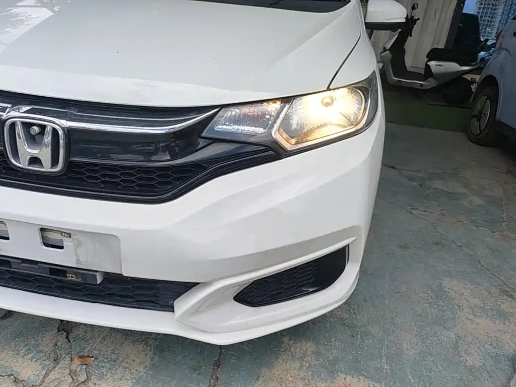 Honda Fit 2018 — фото 24