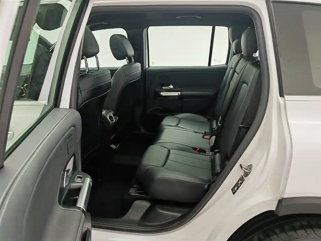 Mercedes-Benz GLB 2020 — фото 15