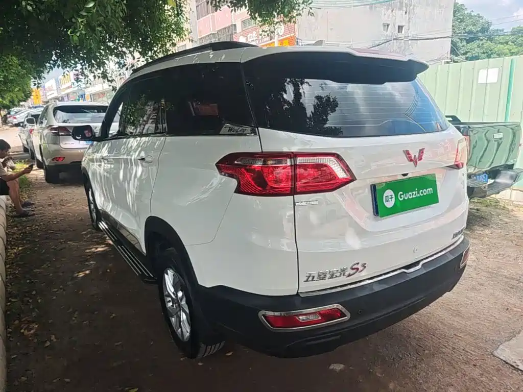Wuling Hongguang S3 2019