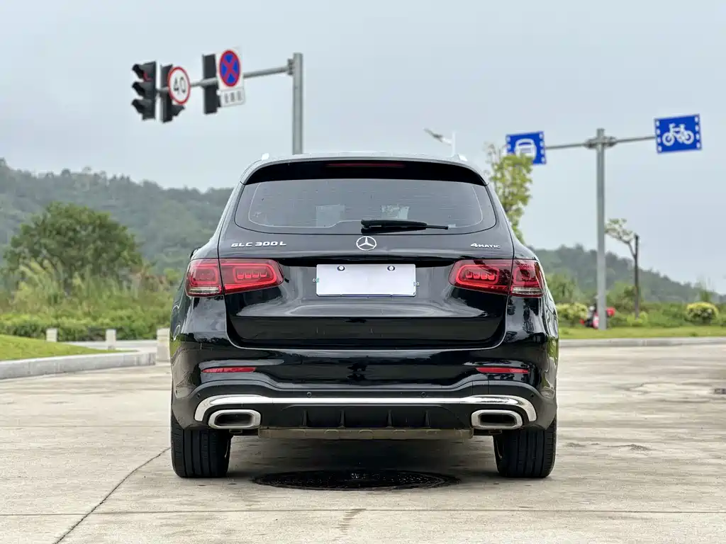 Mercedes-Benz GLC 2023 — фото 4