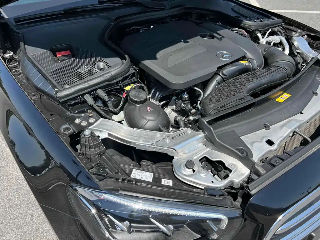 Mercedes-Benz E-Class 2023 — фото 15