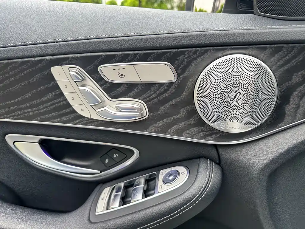 Mercedes-Benz C-Class 2021 — фото 13