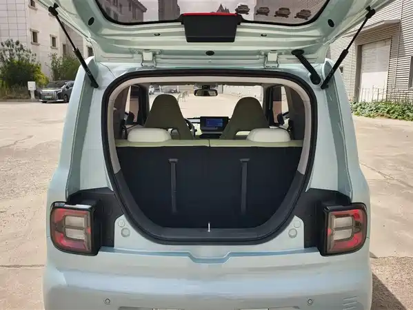 Geely Galaxy Panda 2025
