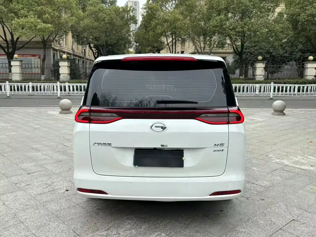 GAC Motor Trumpchi M6 2022 — фото 13