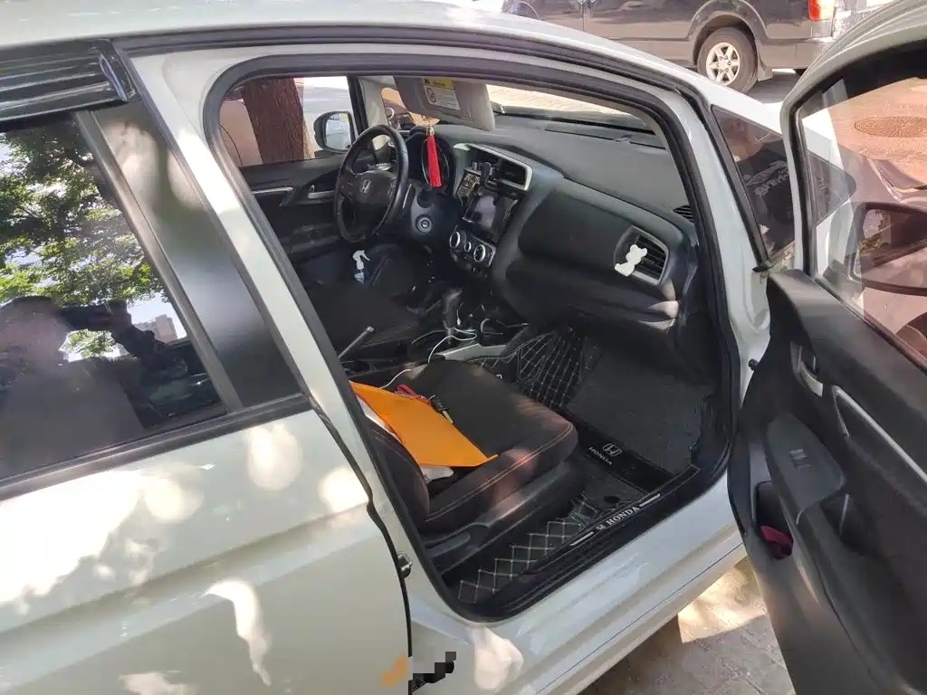 Honda Fit 2018 — фото 20