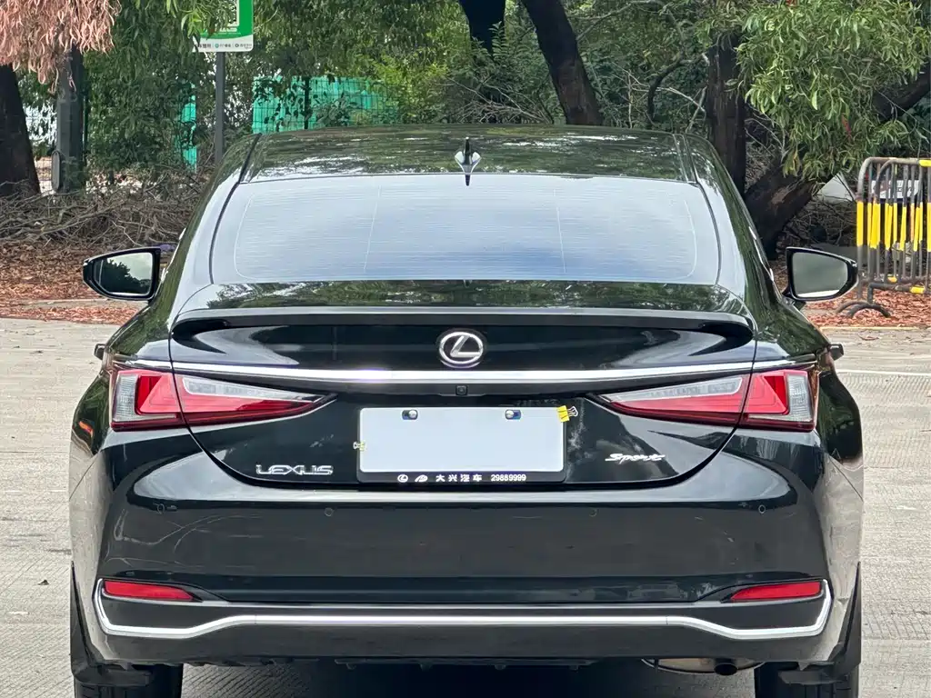 Lexus ES 2024 — фото 14