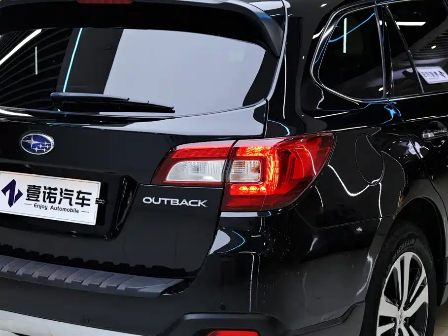 Subaru Outback 2019 — фото 16