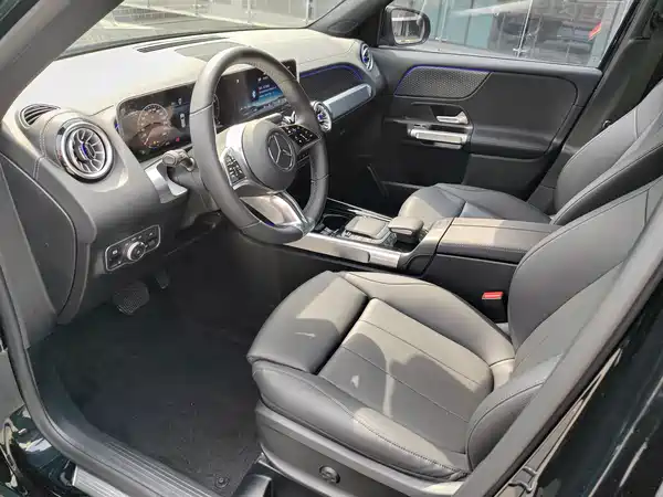 Mercedes-Benz GLB 2024