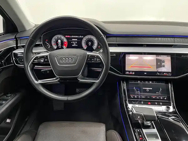 Audi A8 2021