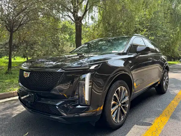 Cadillac XT5 2025