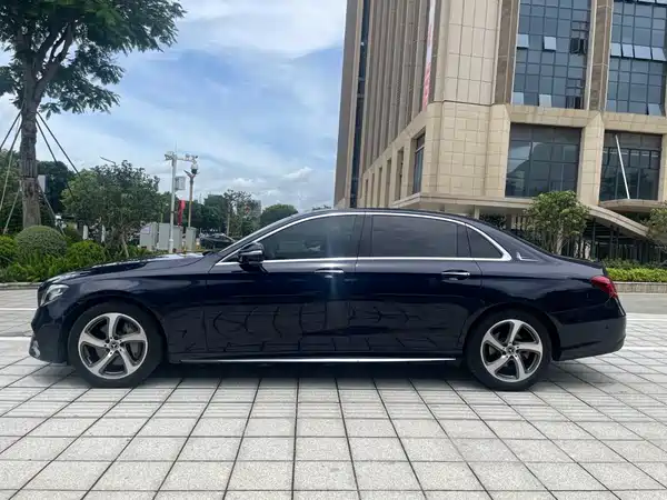 Mercedes-Benz E-Class 2018