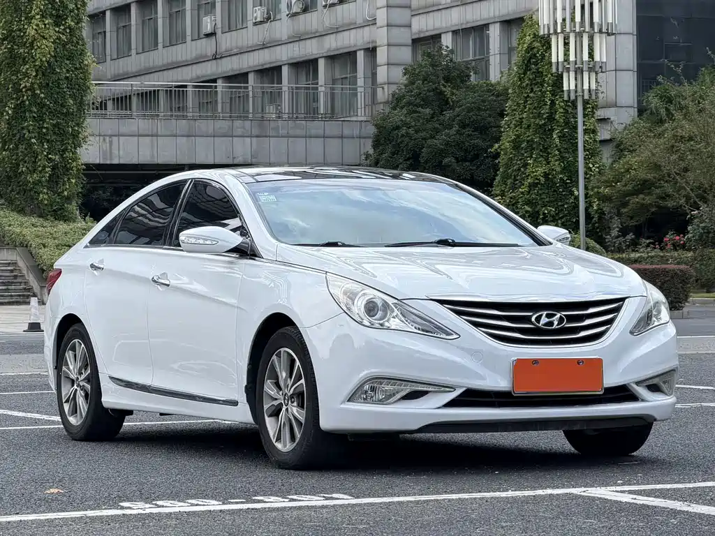 Hyundai Sonata 2014 — фото 3