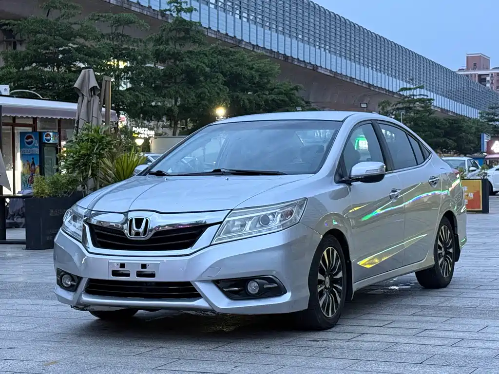 Honda Crider 2013