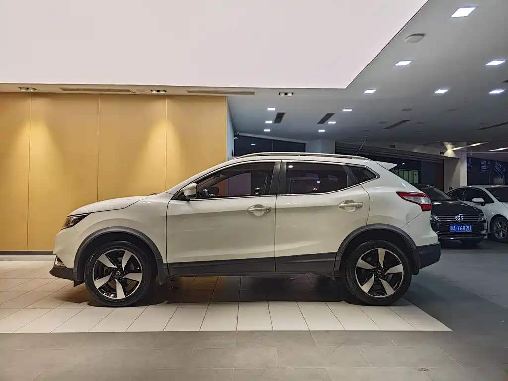 Nissan Qashqai 2018 — фото 6