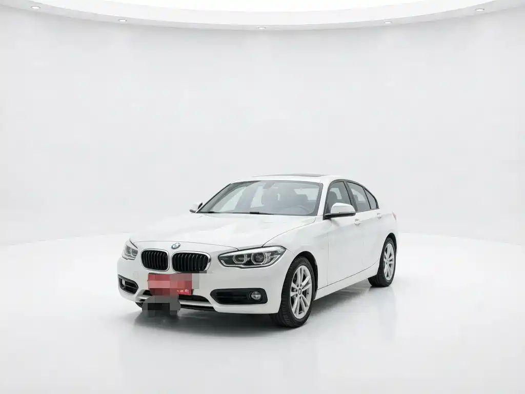 BMW 1 Series 2018 — фото 1