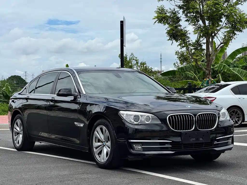 BMW 7 Series 2013 — фото 3