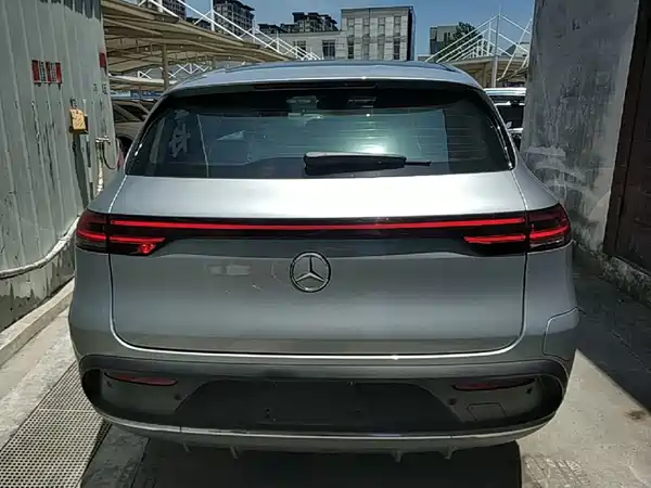 Mercedes-Benz EQC 2021