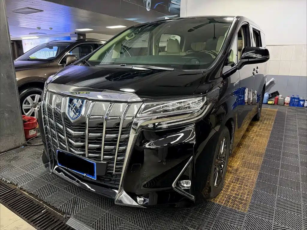 Toyota Alphard 2020