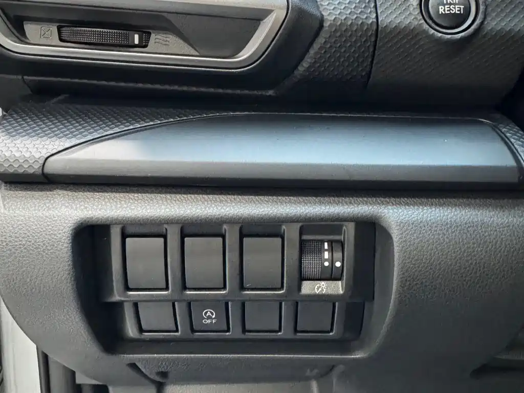 Subaru Forester 2022 — фото 11