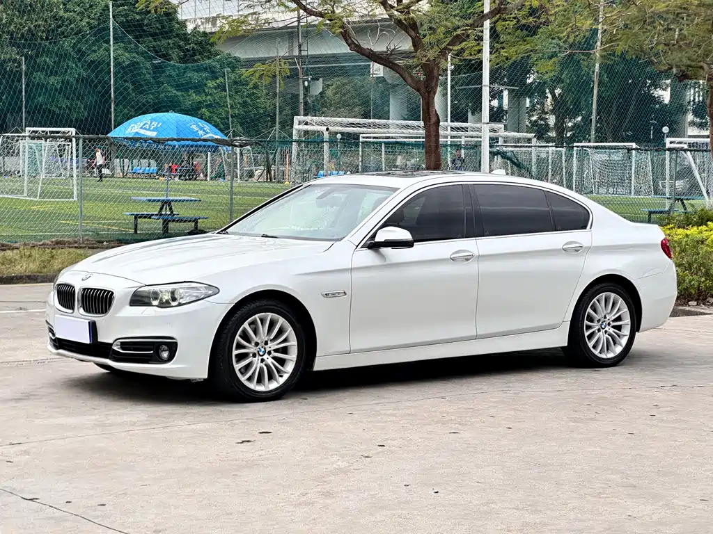 BMW 5 Series 2016