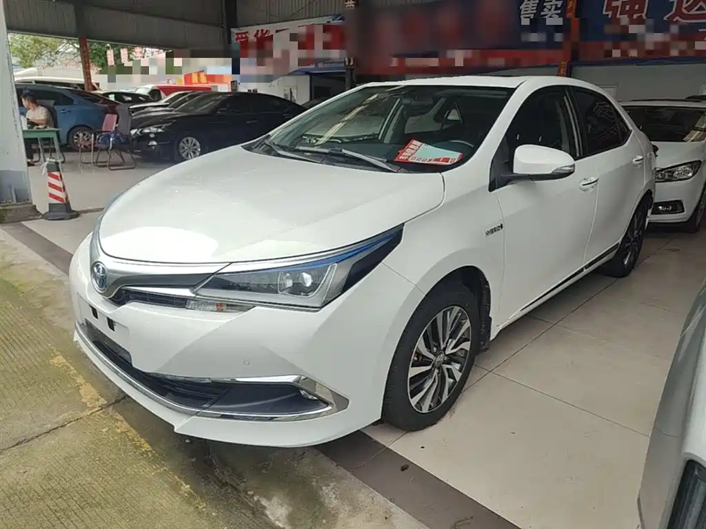 Toyota Corolla 2019 — фото 2