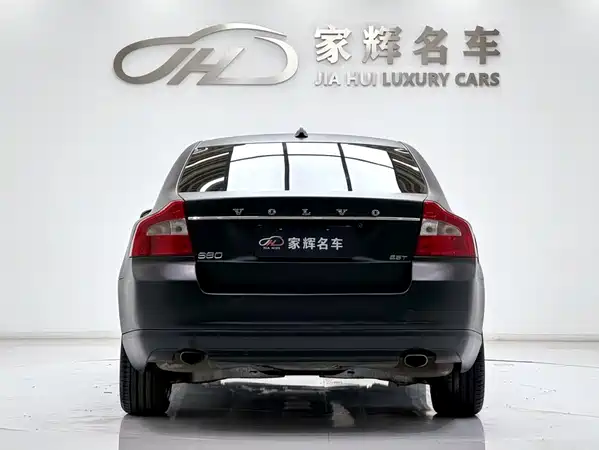 Volvo S80L 2010