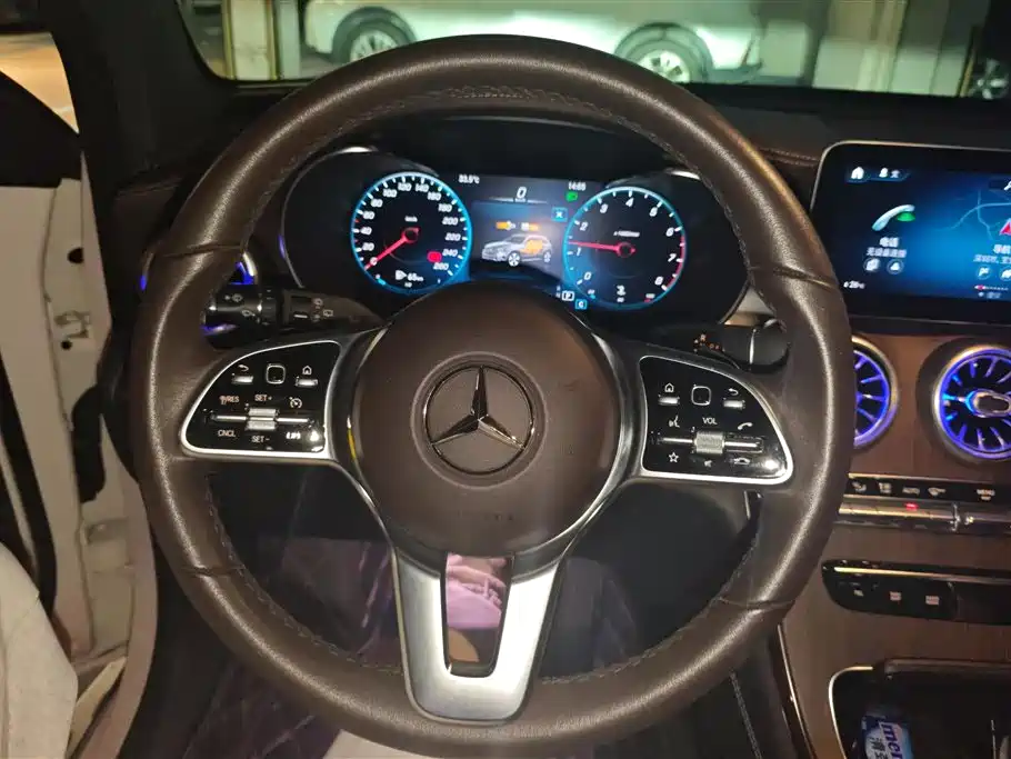 Mercedes-Benz GLC 2021 — фото 15