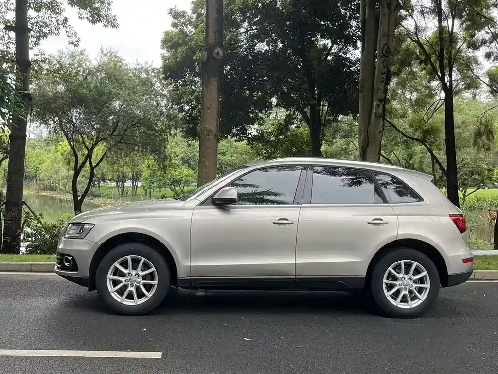 Audi Q5 2014