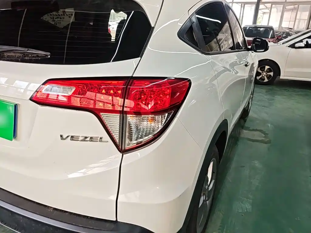 Honda Vezel 2020 — фото 8