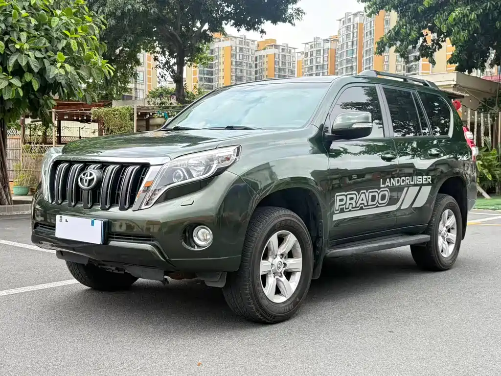 Toyota Prado 2017 — фото 1