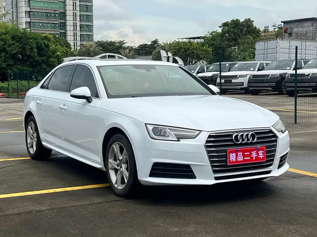 Audi A4L 2017