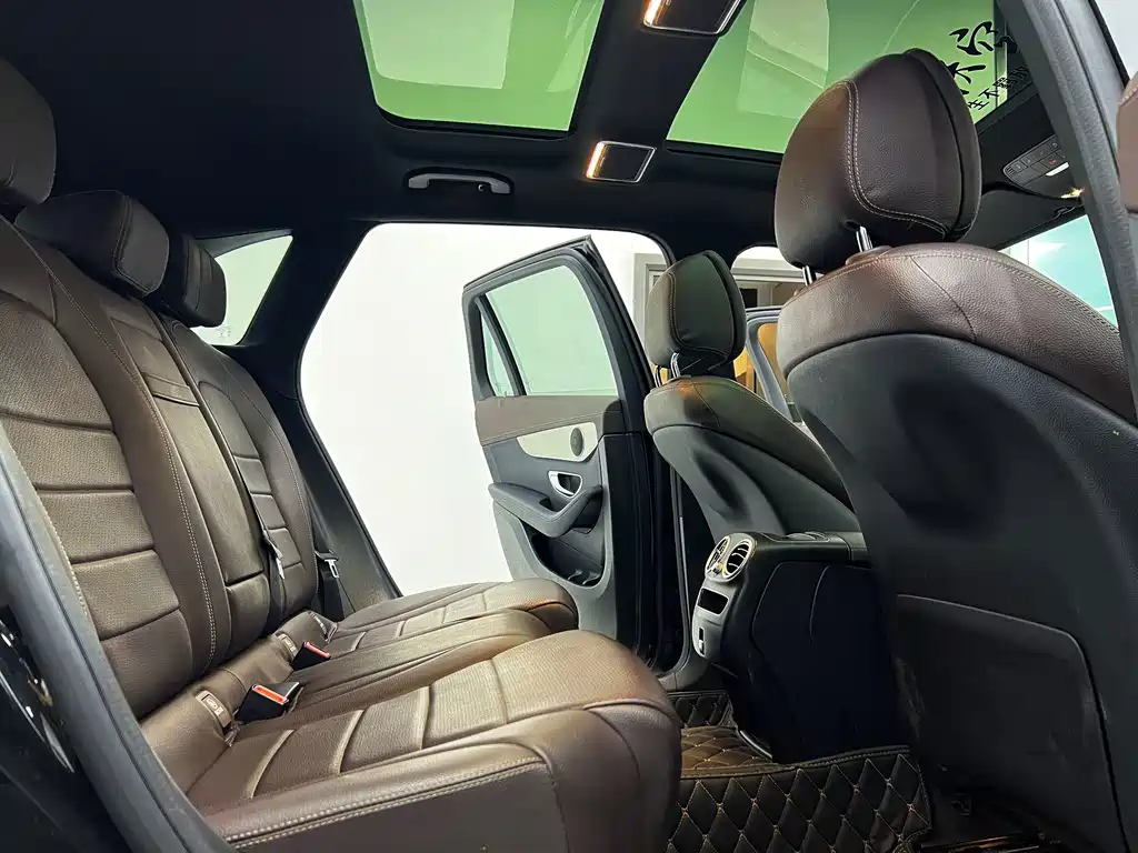 Mercedes-Benz GLC 2022