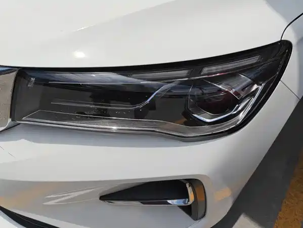 Geely Emgrand 2025