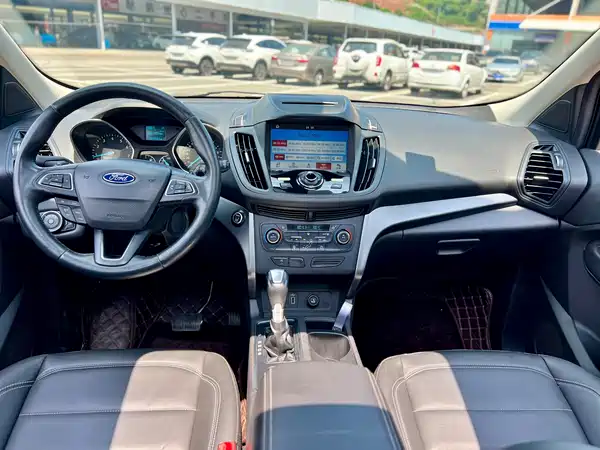 Ford Kuga 2017
