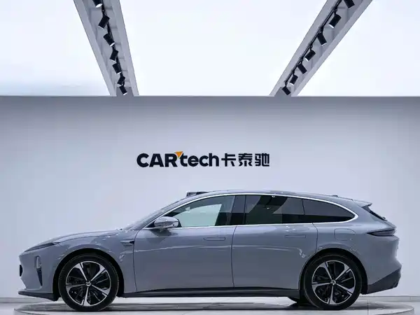 NIO ET5T 2024