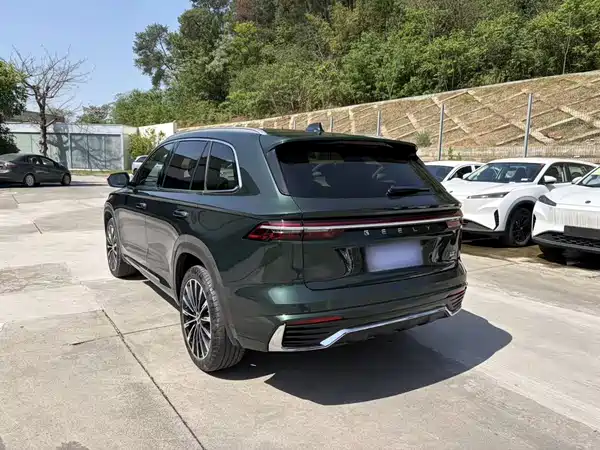 Geely Xingyue L 2024