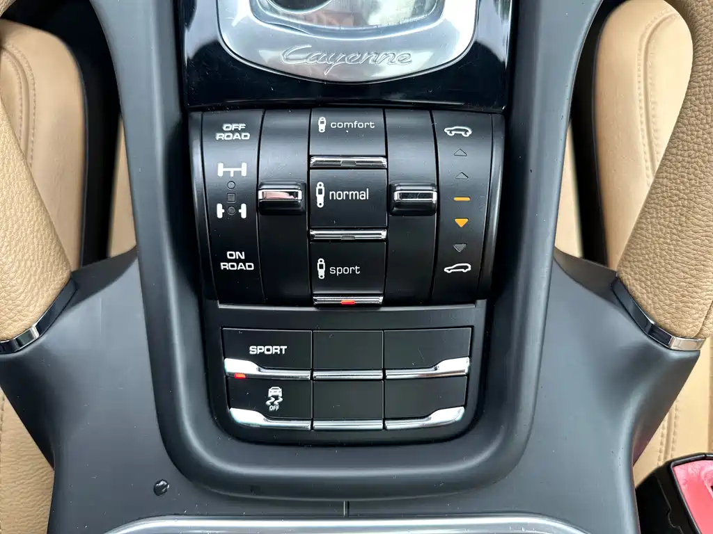 Porsche Cayenne 2014 — фото 13