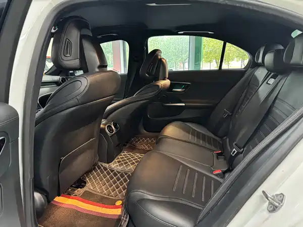 Mercedes-Benz C-Class 2022