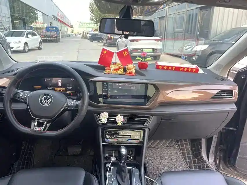 Volkswagen Tharu 2022