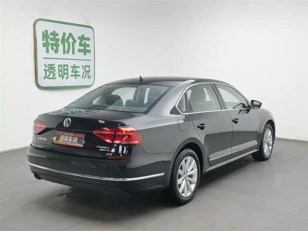 Volkswagen Passat 2018 — фото 2