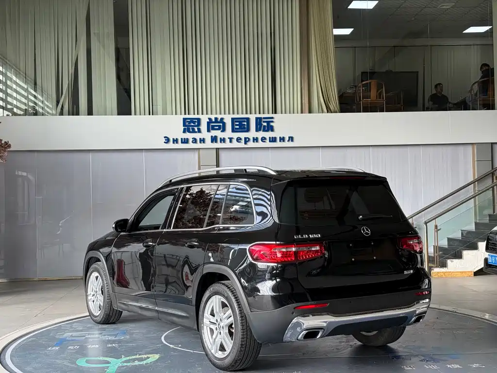 Mercedes-Benz GLB 2021 — фото 12