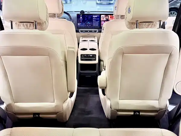 Li Auto L8 2022