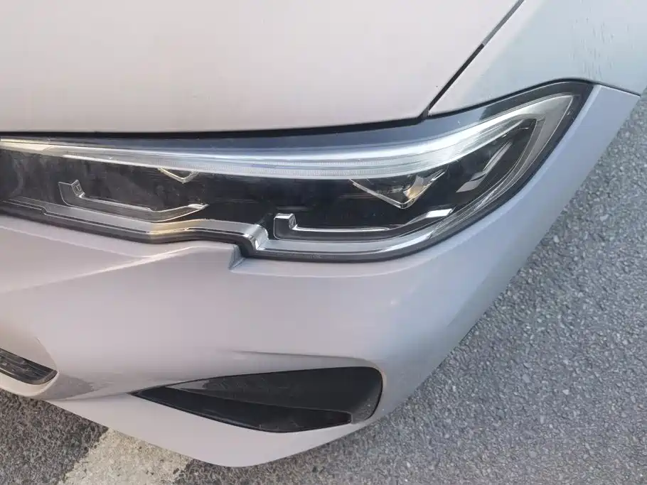 BMW 3 Series 2021
