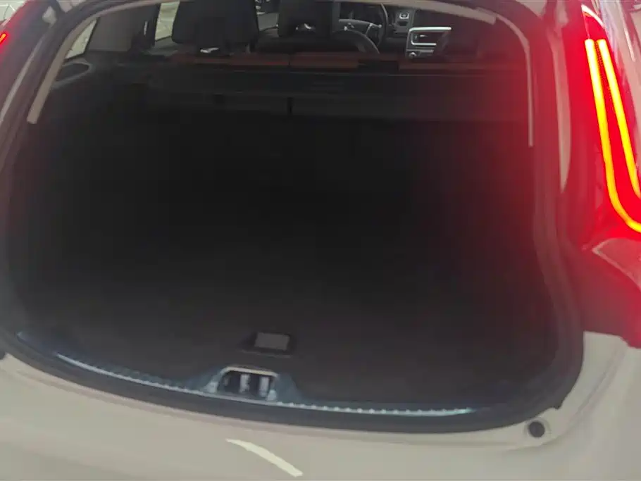 Volvo V60 2015