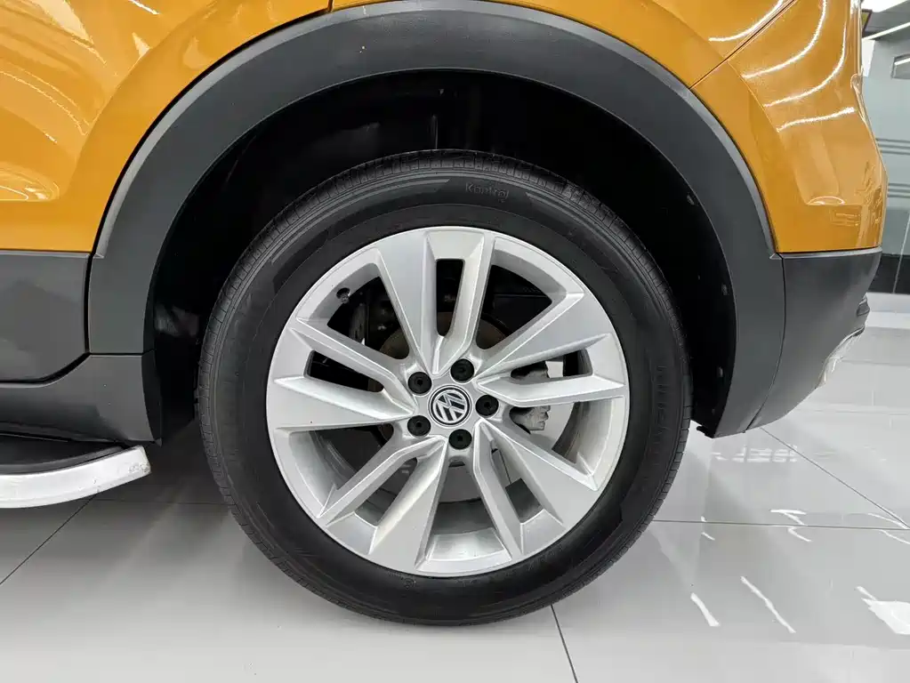 Volkswagen T-Cross 2020 — фото 14