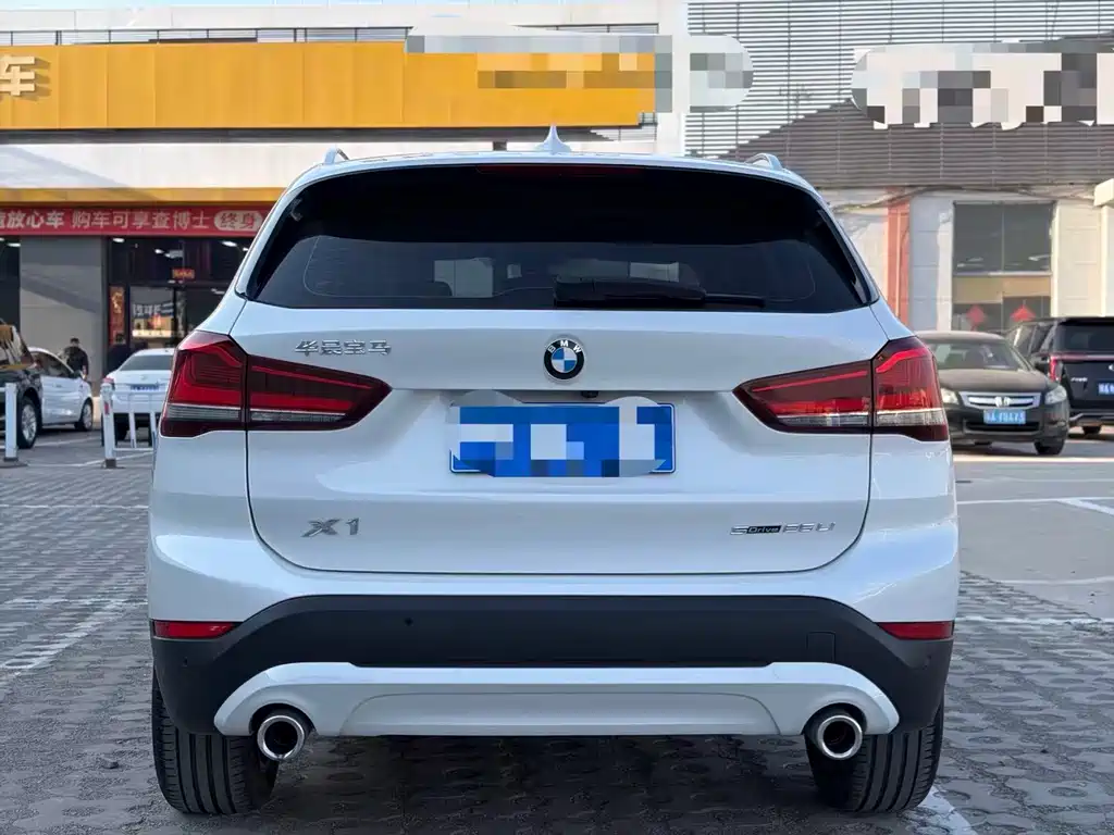 BMW X1 2022 — фото 10