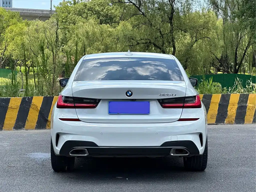 BMW 3 Series 2020