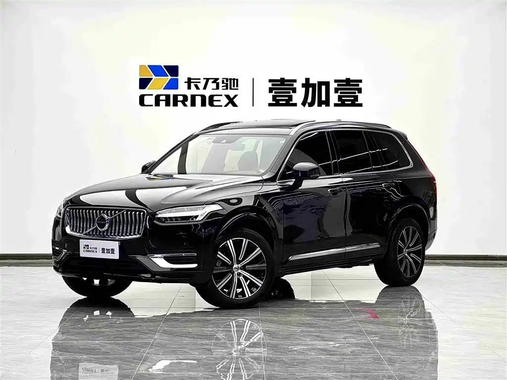 Volvo XC90 2022 — фото 1