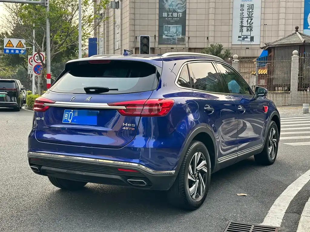 Hongqi HS5 2023 — фото 6