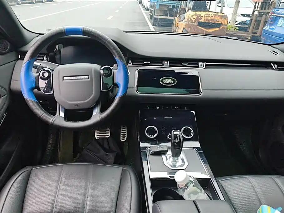 Land Rover Evoque 2020 — фото 12